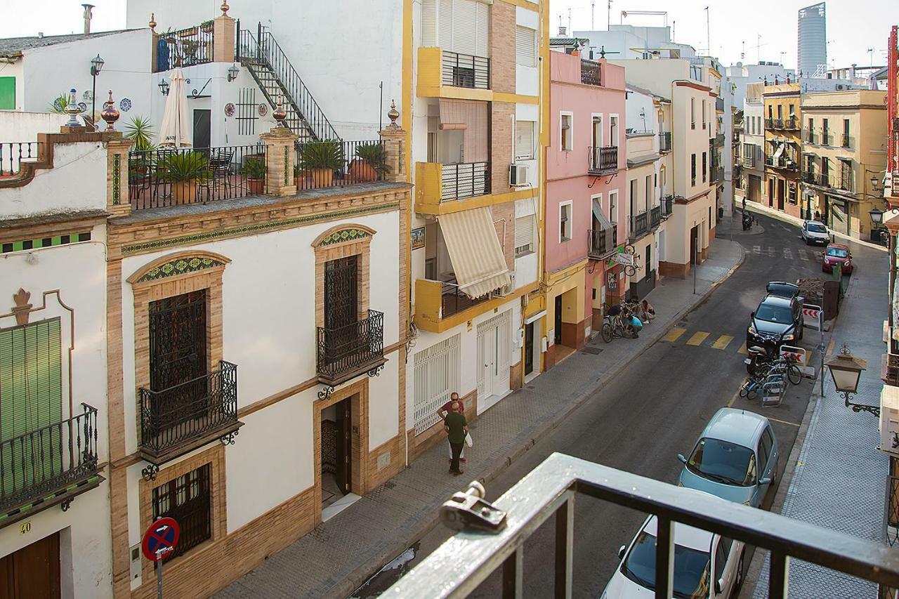 Apartamento Pureza Sevilla Bagian luar foto