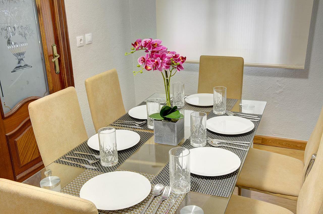 Apartamento Pureza Sevilla Bagian luar foto