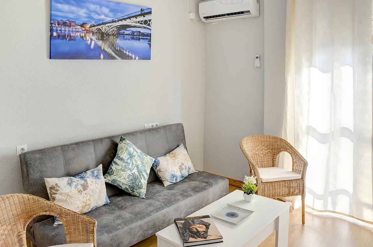 Apartamento Pureza Sevilla Bagian luar foto
